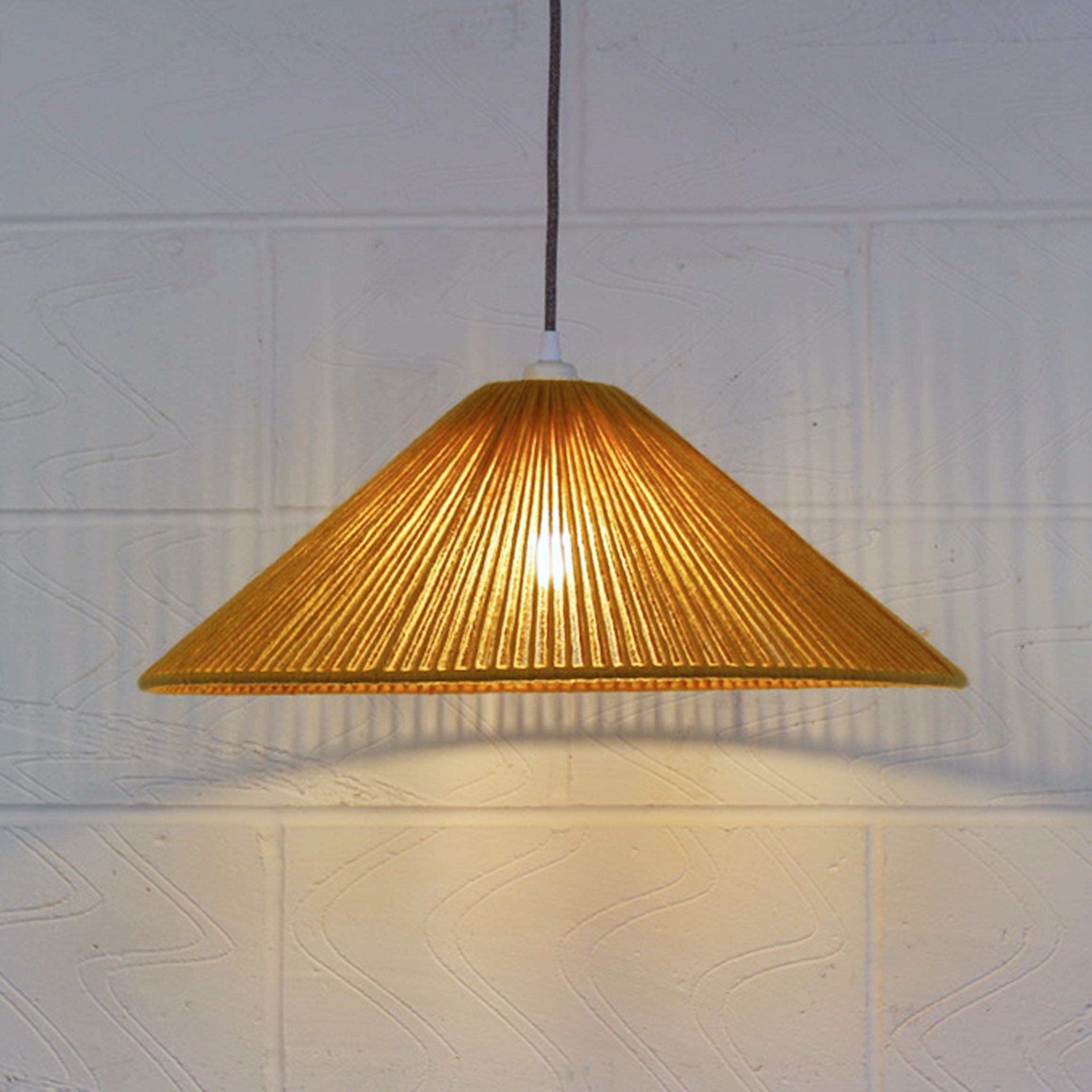 FLARE GOLD LIT